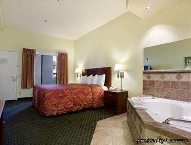 Days Inn By Wyndham Banning Casino/Outlet Mall Room photo
